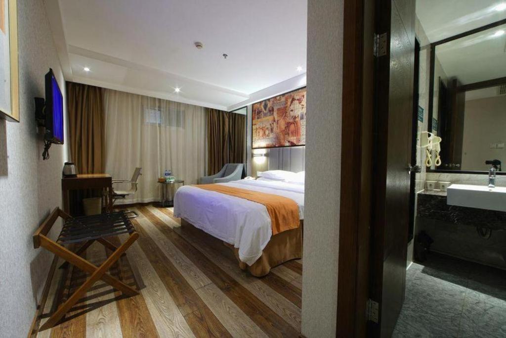 Greentree Inn Fujian Fuzhou Software Park River View Business Hotel מראה חיצוני תמונה